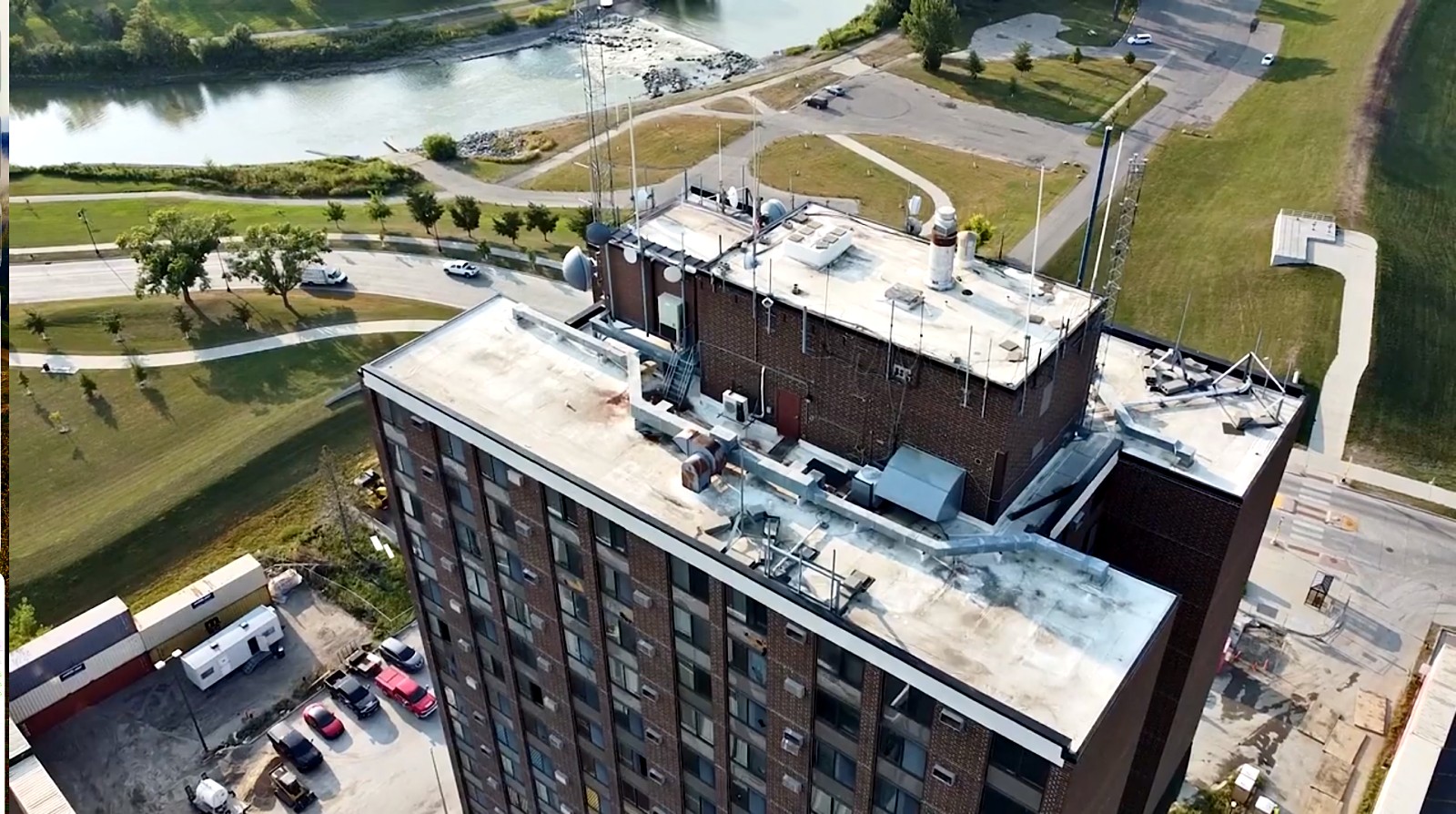 Aerial view of the Lashkowitz High Rise rooftop in Fargo, North Dakota